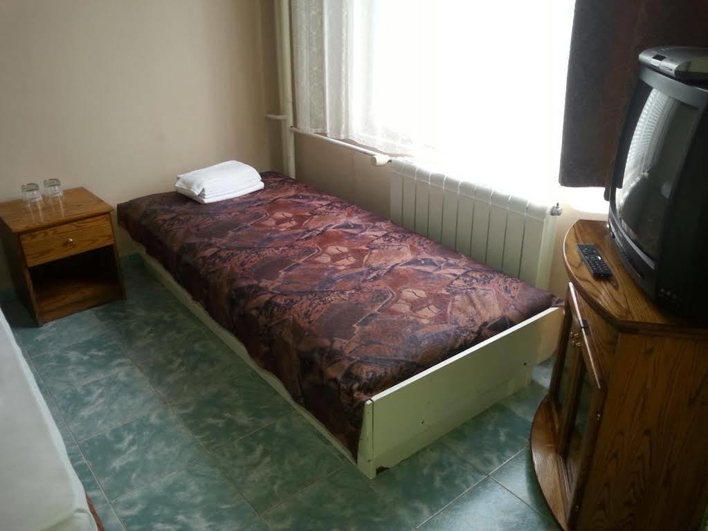 Kanclera Hotel Kaspichan Εξωτερικό φωτογραφία
